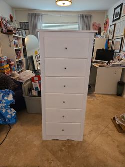 Tall boy drawer dresser chest