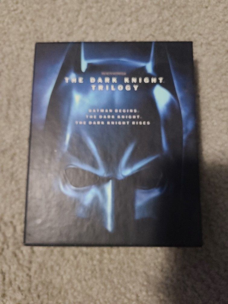 The Dark Knight Trilogy (Blu-ray)