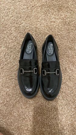 Shoes size 6 us