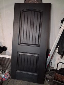 Front door black