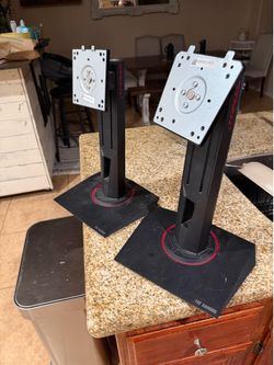 ASUS gaming monitor stands