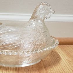 Vintage Indiana Glass Clear Chicken Hen On A Nest Candy Dish

