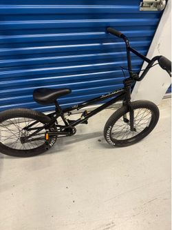 2024 KINK CURB COMPLETE BMX BIKE - BMX BICYCLE - 28- SPOTLIGHT BLACK