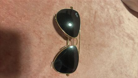 Ray-Ban Gold Aviators