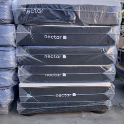 Nectar Mattress.    Nectar Premier Queen 13" - Medium Firm Gel Memory Foam Mattress 