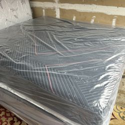 Cal King Beatyrest Black Mattress - Delivery Available 