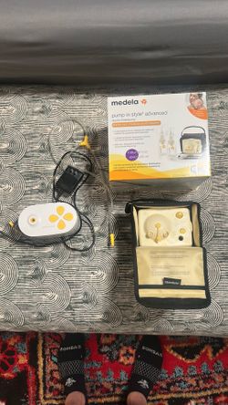 Medela Breast Pumps (2)