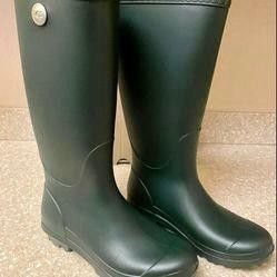 UGG Rain Boots 