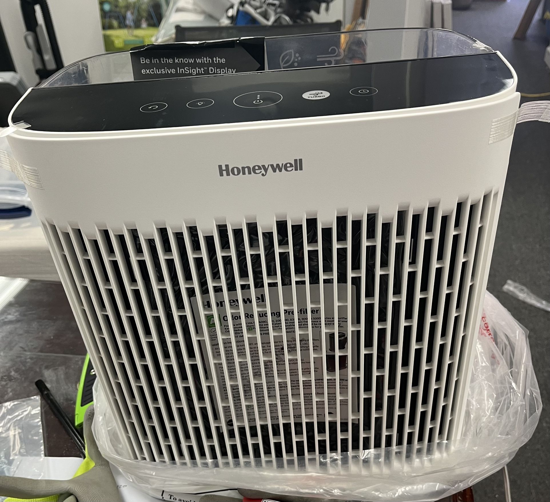 BRAND NEW - Honeywell InSightTM HEPA Air Purifier