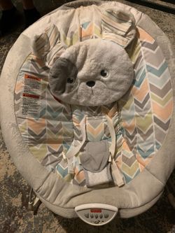 Fisher-Price Deluxe Bouncer – Snugapuppy Edition (Needs Batteries) 