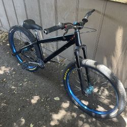 26 Inch Se Bike With Upgrades 450$
