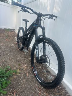 2025 YT Decoy SN MX Large - Like New