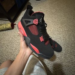 Jordan 4 Red Thunder