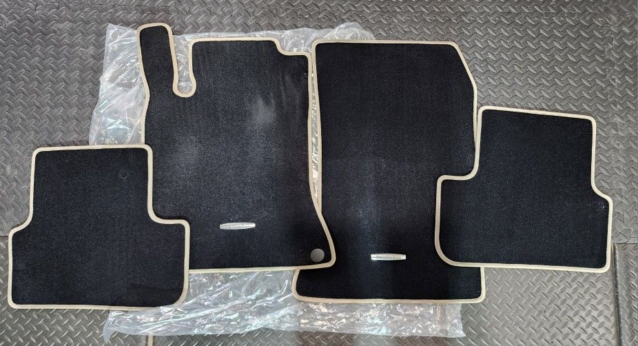 2014-2019 Cla250 FLOOR MATS