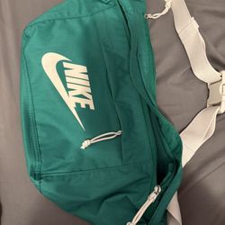 Nike Crossbody Bag 