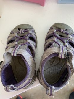 keen Sandals size 5T