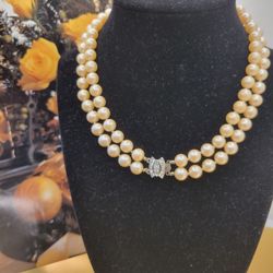 Cultured Pearls vintage Choquer,Sz7"inches long, beautiful delicated and elegant necklace. #1040
