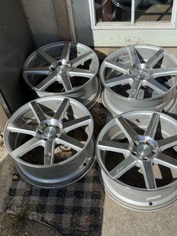 5x114.3 fit any car 19x8.5 front and back 19x9.5