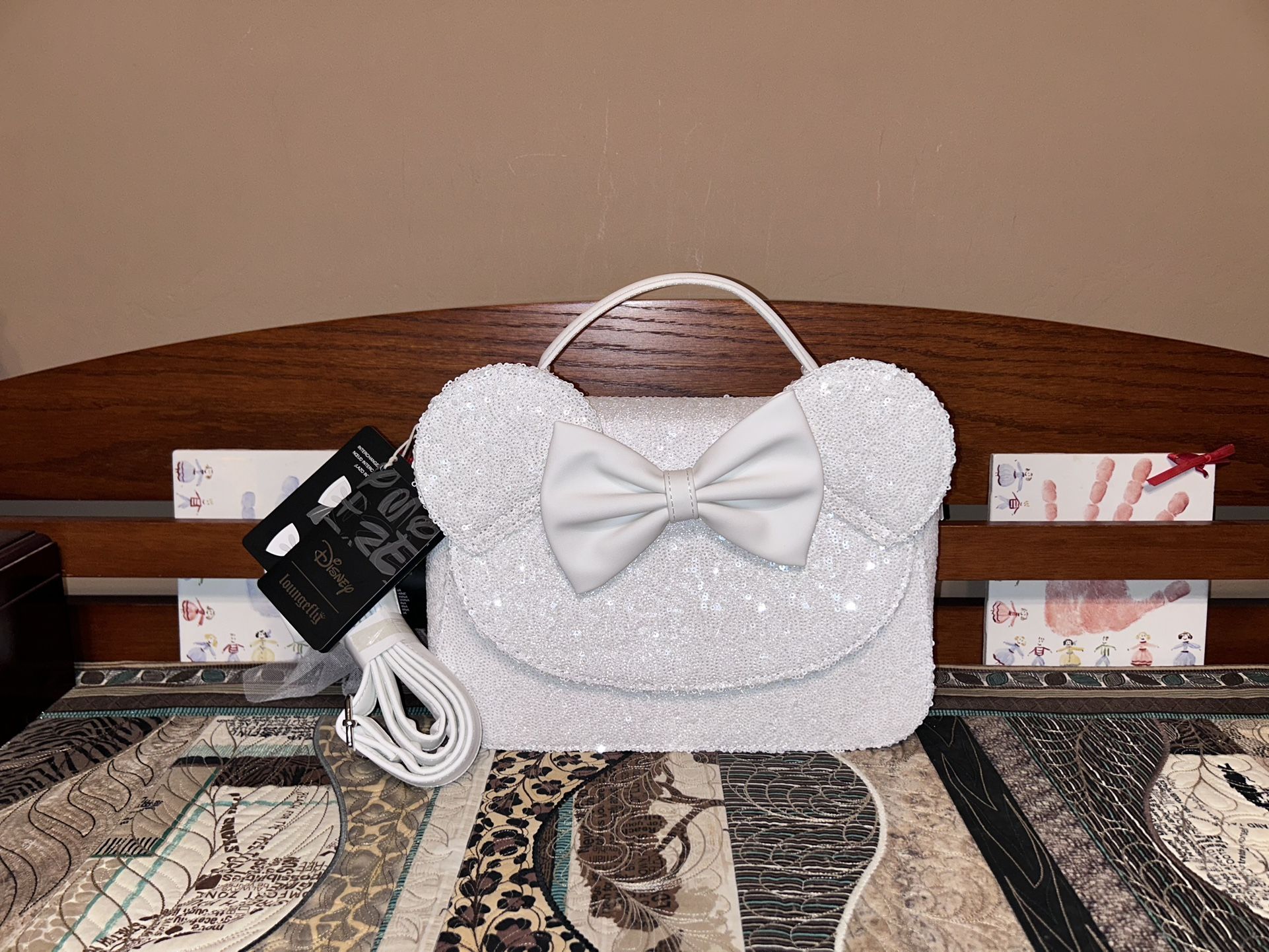 Loungefly Minnie Mouse Sequined Purse 