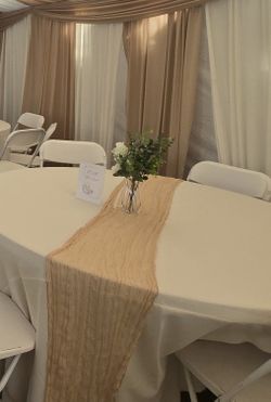 Table Runner Party