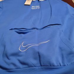 Brand New Men Nike Hoodie Sells For 95 , Great Christmas Gift Firm Price 
