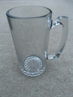 Beer mugs (x9)