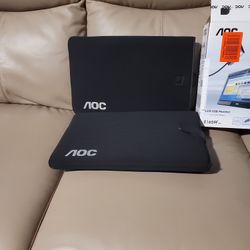 2 LCD USB 15.6" PORTABLE MONITORS