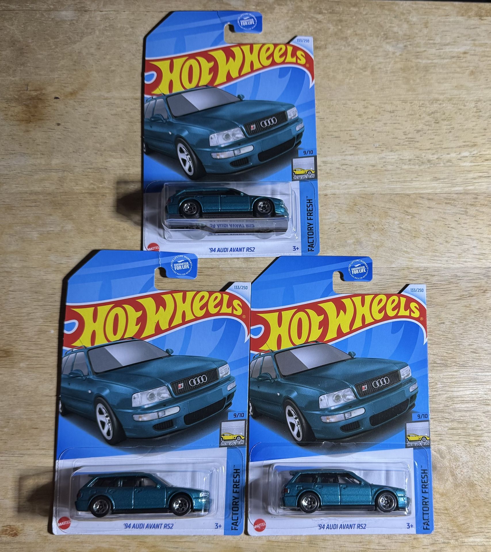Hot Wheels 94 Audi Avant RS2