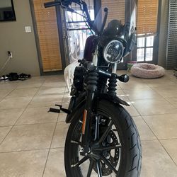2017 Harley Davidson Sportster Iron 883