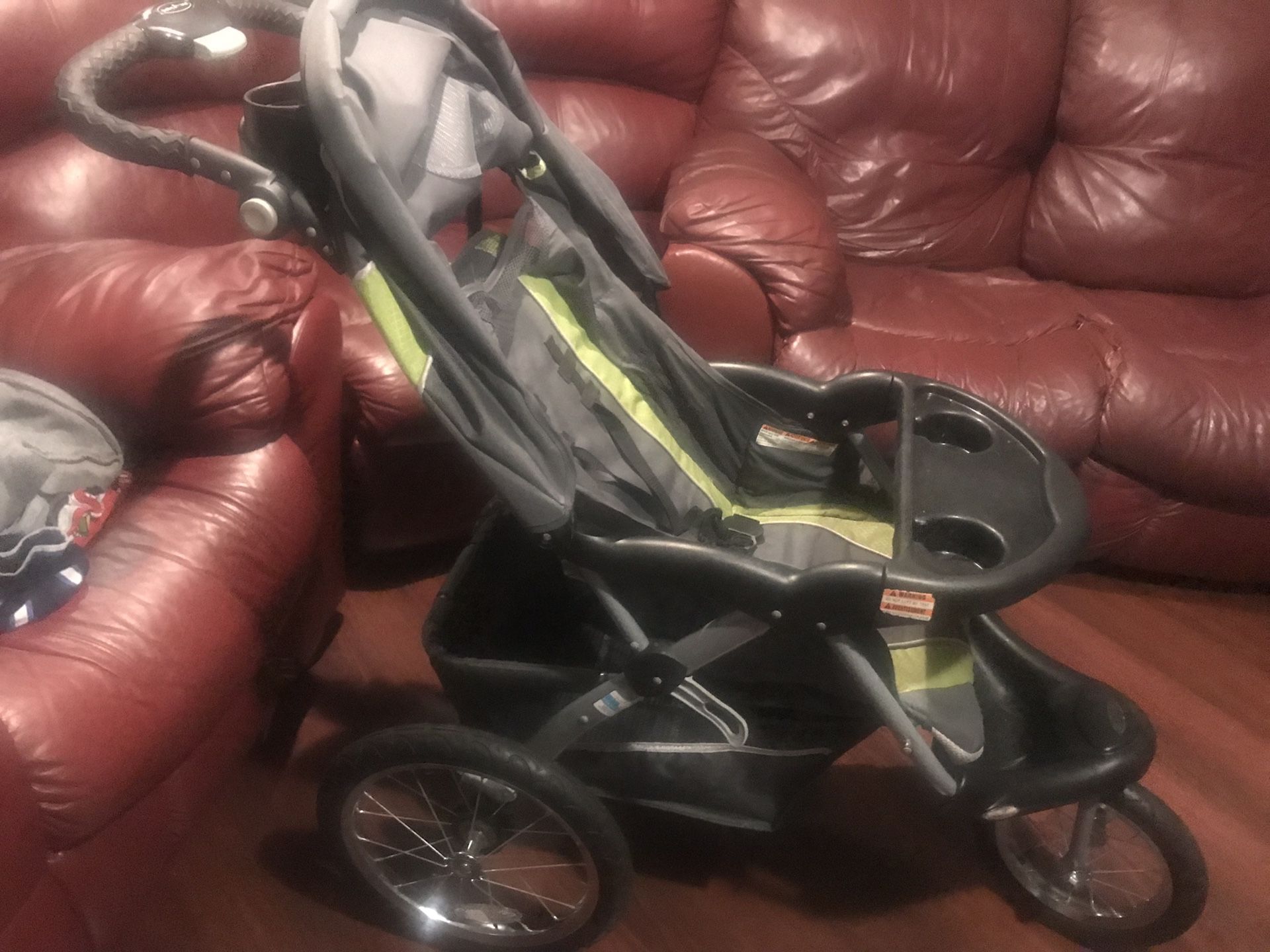 Baby trend travel system