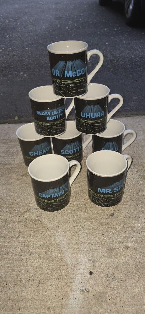 STAR TREK OS Coffee Mugs