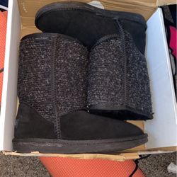 Minnetonka boots size 8w