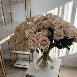 Large Blush Rose Arrangement with Glass Vase – Faux Flowers