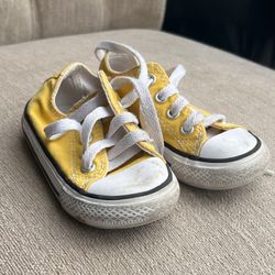 Toddler Converse Size 5