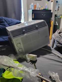 TCL 5000BTU Window AC unit