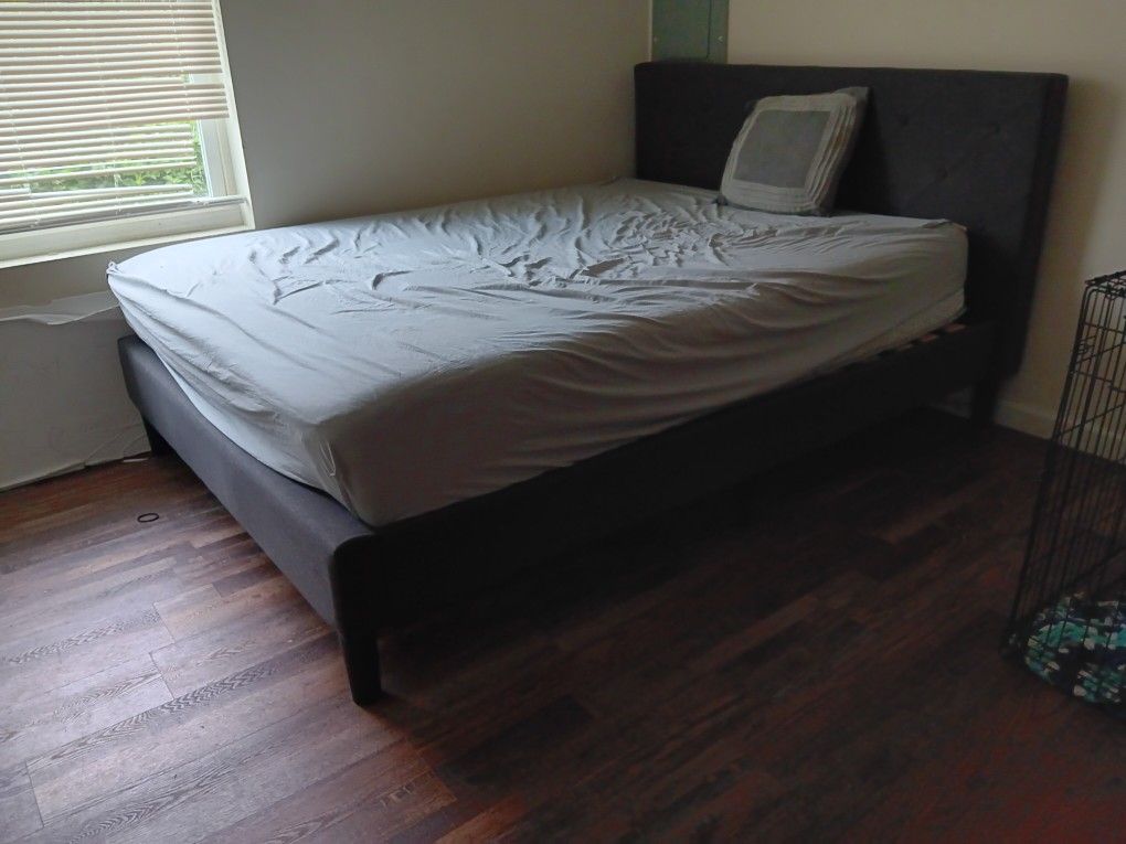 Twin Size Bed With Frame And Mattress