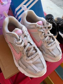 Girls Nike shoes