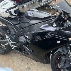 2007 Yamaha YZF-R1, price is FIRM 