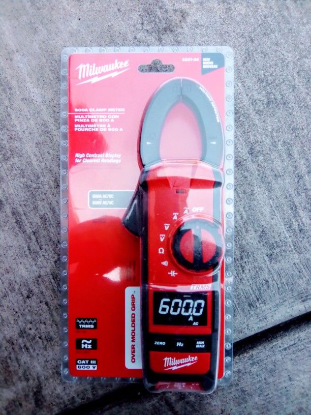 MILWAUKEE 600A CLAMP METER (BRAND NEW)