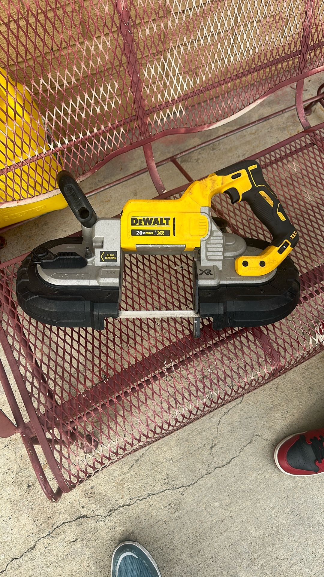 Dewalt Bandsaw