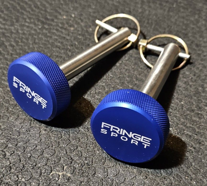 Fringe Sport MagPins Magnetic Hitch Pins Pair 5/8" Blue Power Rack Gym Squat

Buyer will receive two pins. I bought them but never used. Will ship out