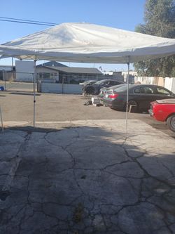 Big outside tent for selling under