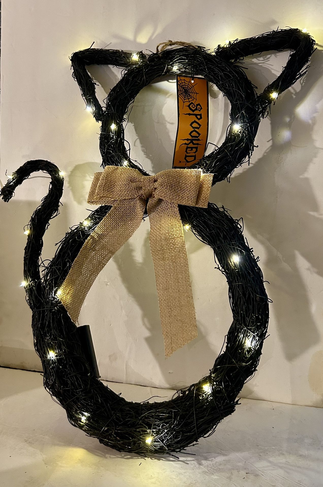 Halloween Vintage Black Cat Figural Rattan Wreath With LED Lights W/Tags