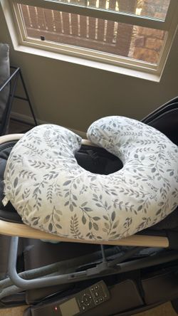 Feeding baby pillow