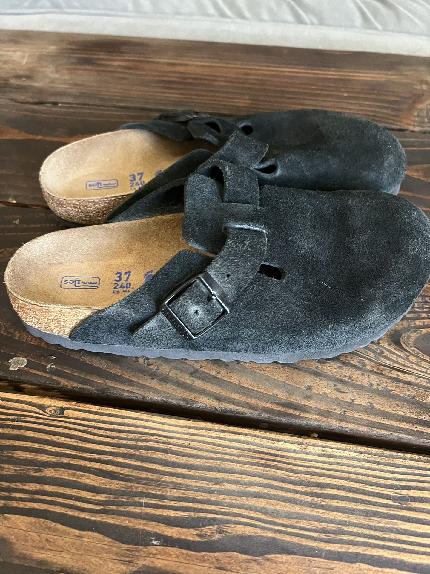   Birkenstock Shoes ONLY WORN ONCE 