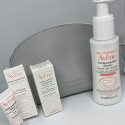 Avene Winter Set With Avene Make Up Bag 