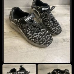 Black Light Up Shoes With Wheels- Size 39 (Size 7.5/8)