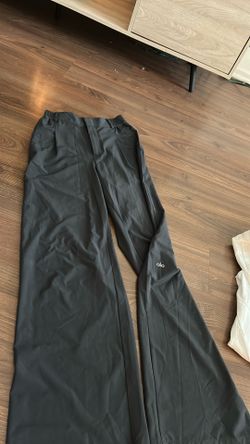Alo Woman’s Pants 