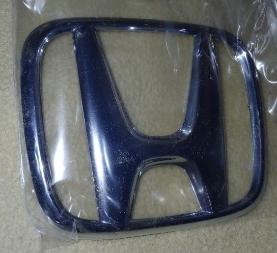 New Oem Honda 75701-tva-a00 Emblem