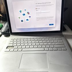 Microsoft Surface Book 2 